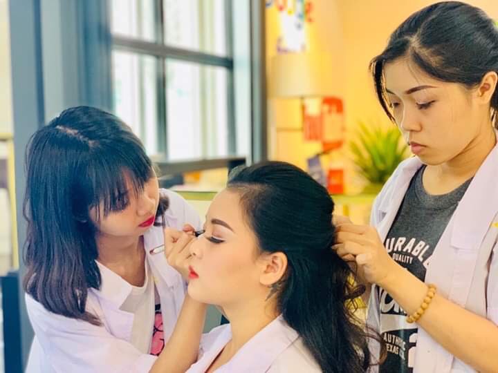 Trang điểm Thẩm Mỹ 1 Trang điểm Thẩm Mỹ