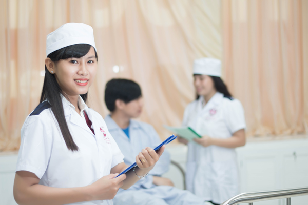 Hệ trung cấp Y sĩ đa khoa đào tạo những gì? 9 Đào tạo chương trình trung cấp y sĩ đa khoa gồm những gì?