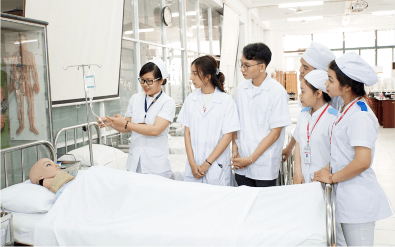 Nhu cầu việc làm cho sinh viên tốt nghiệp trung cấp điều dưỡng 22 Nhu cầu việc làm cho sinh viên tốt nghiệp trung cấp điều dưỡng 21