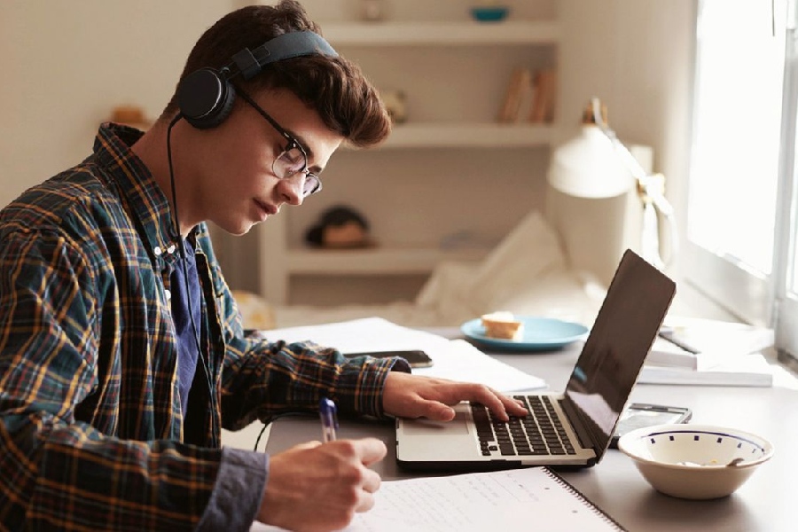 Học trung cấp online tạo cơ hội tiếp cận kiến thức mới 8 Học trung cấp online tạo cơ hội tiếp cận kiến thức mới 7