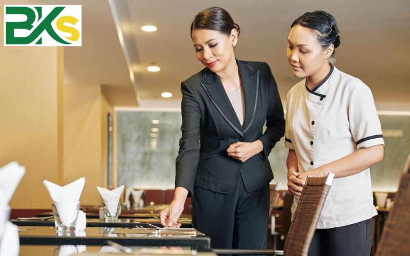 Cơ hội việc làm Trung cấp Quản trị khách sạn sau khi ra trường 5 Cách tăng cơ hội việc làm sau khi học xong Trung cấp Quản trị khách sạn