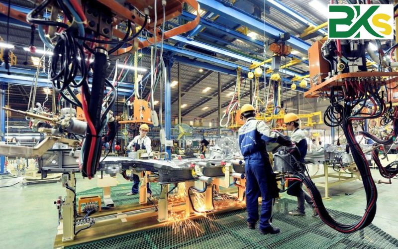 Thời gian học Trung cấp Công nghệ ô tô là bao lâu? 5 Yếu tố ảnh hưởng đến thời gian học Trung cấp Công nghệ ô tô