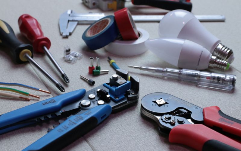 Giới thiệu chương trình đào tạo Trung cấp ngành Điện công nghiệp và dân dụng 9+