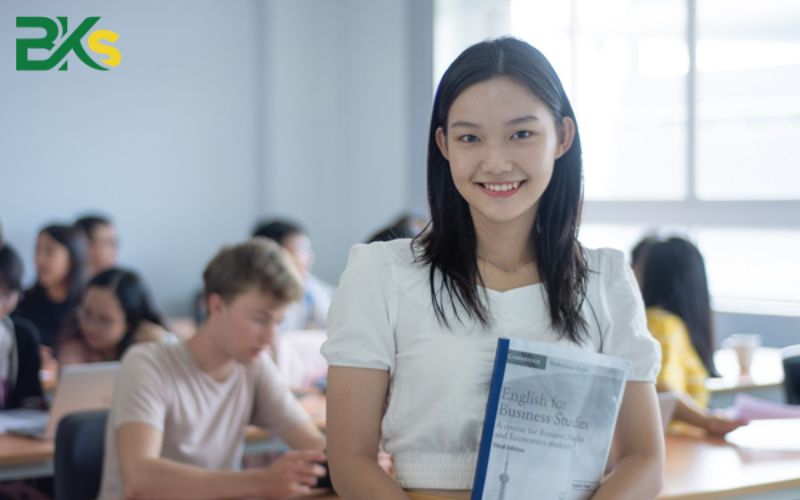 Học Phổ thông Trung cấp có 2 bằng: Trung cấp Chính quy và THPT Quốc gia 5 Tham gia học Phổ thông Trung cấp có 2 bằng