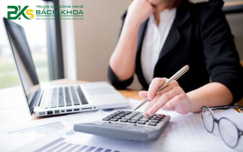 Thời gian học Trung cấp Kế toán online mấy năm tốt nghiệp? 13 Cơ hội việc làm Cao đẳng Kế toán sau khi tốt nghiệp