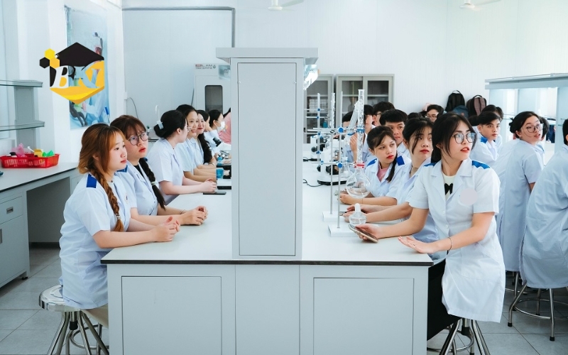 Tiêu chí để chọn địa điểm liên thông Cao đẳng Dược