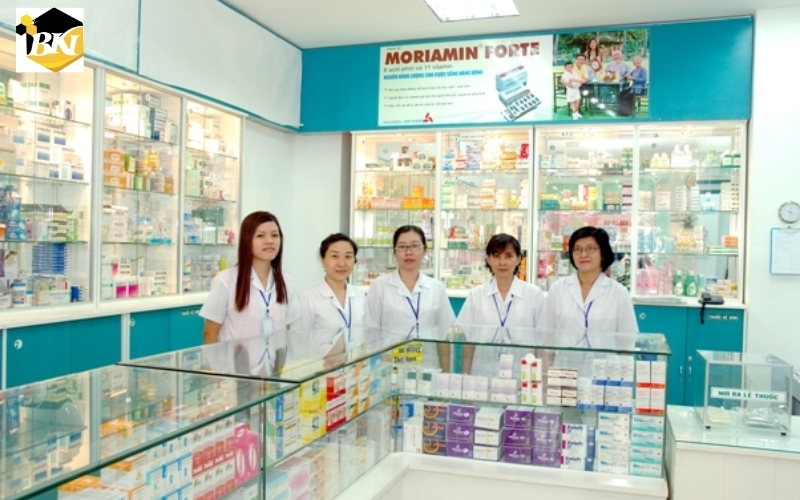 Học Trung cấp Dược Cấp tốc dễ dàng tại Sài Gòn 9 Ai phù hợp với chương trình Trung cấp Dược sĩ