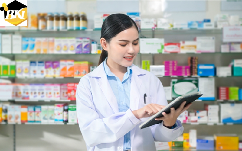 Cơ hội việc làm Cao đẳng Dược chính quy sau khi ra trường 7 Mức thu nhập dành cho Cao đẳng Dược chính quy