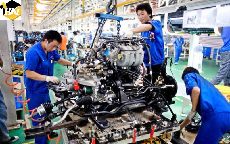 Khóa học Trung cấp Công nghệ ô tô trực tuyến chất lượng 19 Học Trung cấp Công nghệ ô tô trực tuyến ra trường làm gì? Làm ở đâu?
