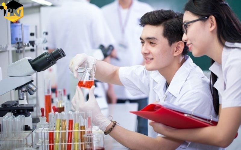 Học Trung cấp Dược Cấp tốc dễ dàng tại Sài Gòn 21 Chương trình học Trung cấp Dược Cấp tốc có gì đặc biệt?