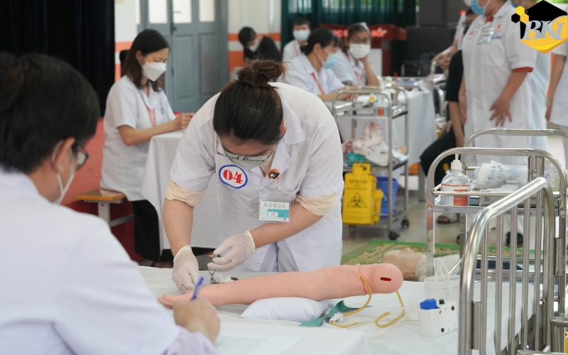 Trường đào tạo Trung cấp Điều dưỡng Từ xa uy tín nhất Quảng Ngãi 25 Học Trung cấp Điều dưỡng Từ xa mấy năm?