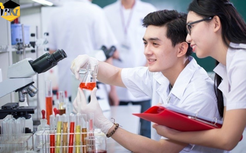 Địa điểm học Trung cấp Dược chính quy uy tín nhất Quảng Ngãi 23 Sau khi tốt nghiệp Trung cấp Dược chính quy mức lương ra sao?