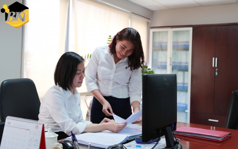 Cơ hội việc làm sau khi tốt nghiệp Trung cấp Văn thư hành chính