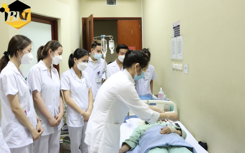 Bằng Trung cấp ngành Y sĩ đa khoa có giá trị như thế nào? 20 Giá trị bằng Trung cấp ngành Y sĩ đa khoa sau khi tốt nghiệp