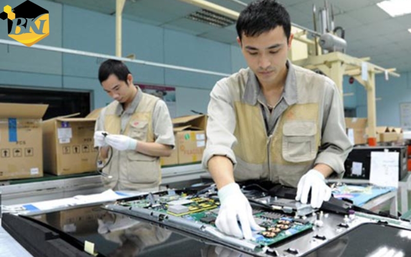 Học Cao đẳng Điện tử công nghiệp có khó không?