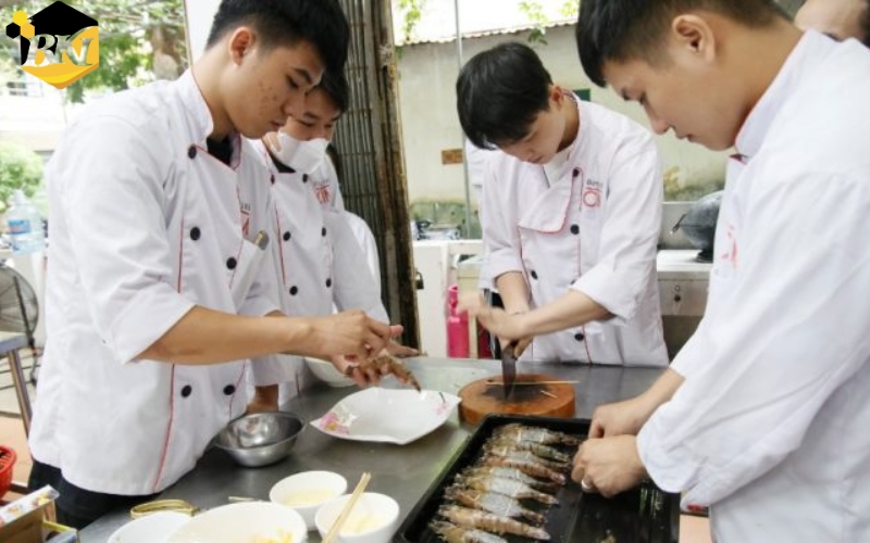 Học Văn bằng 2 ngành Kỹ thuật chế biến món ăn trong bao lâu?