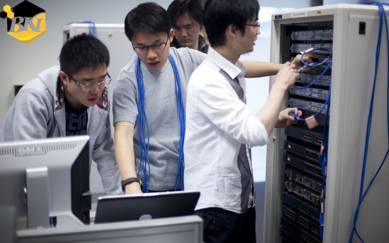 Thời gian học ngành Công nghệ thông tin từ xa mấy năm ra trường?