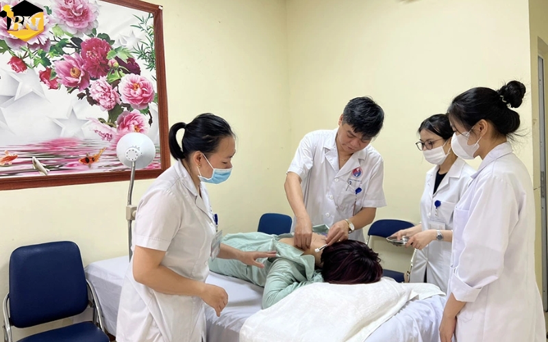 Trường học Cao đẳng Y học cổ truyền Từ xa uy tín ?