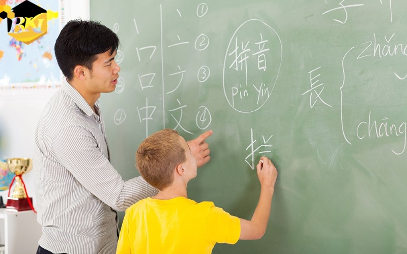 Vì sao nhiều người chọn học Trung cấp Tiếng Trung Từ xa?