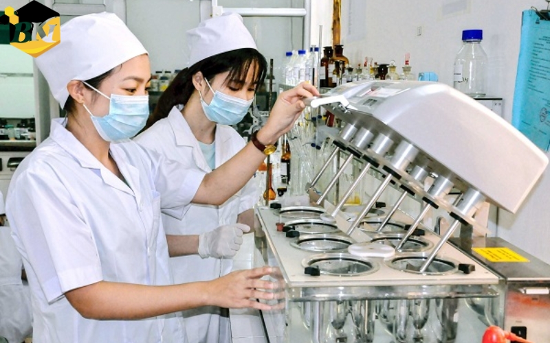 Nên học Văn bằng 2 ngành Dược ở đâu tại khu vực miền Nam 22 Vì sao nên học Văn bằng 2 ngành Dược thay vì học lại từ đầu?