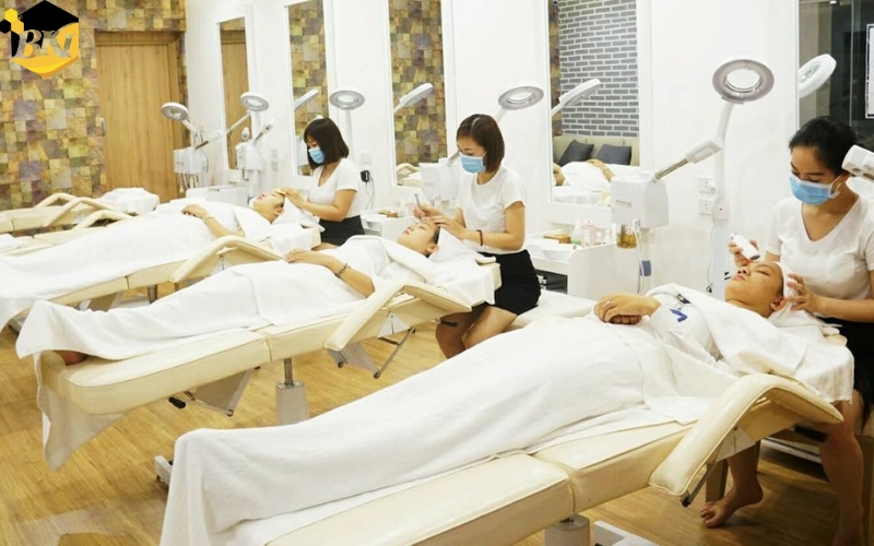 Cơ hội sau khi học xong Trung cấp Chăm sóc sắc đẹp