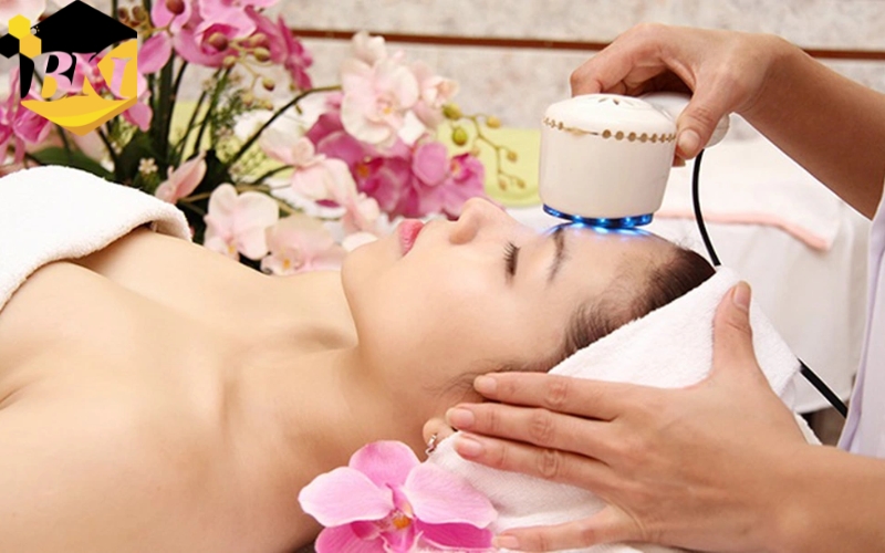 Có bằng Trung cấp Chăm sóc sắc đẹp online mở tiệm hay xin việc đều dễ