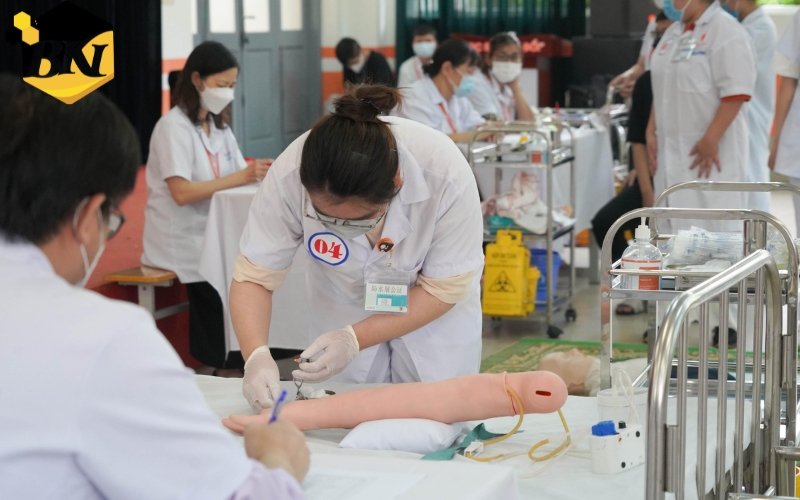Học trực tuyến Trung cấp Điều dưỡng nổi tiếng nhất Gò vấp 21 Tiêu chí chọn nơi học trực tuyến Trung cấp Điều dưỡng chất lượng