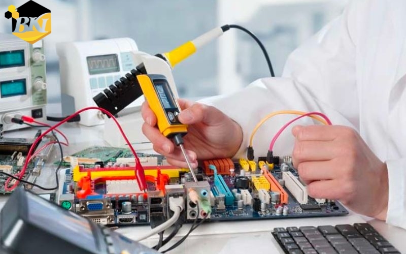 Cơ hội việc làm sau khi học online Cao đẳng Điện công nghiệp 22 Học online Cao đẳng Điện công nghiệp ra trường thu nhập bao nhiêu?