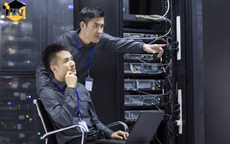 Lợi ích khi học online ngành Quản trị mạng máy tính là gì?