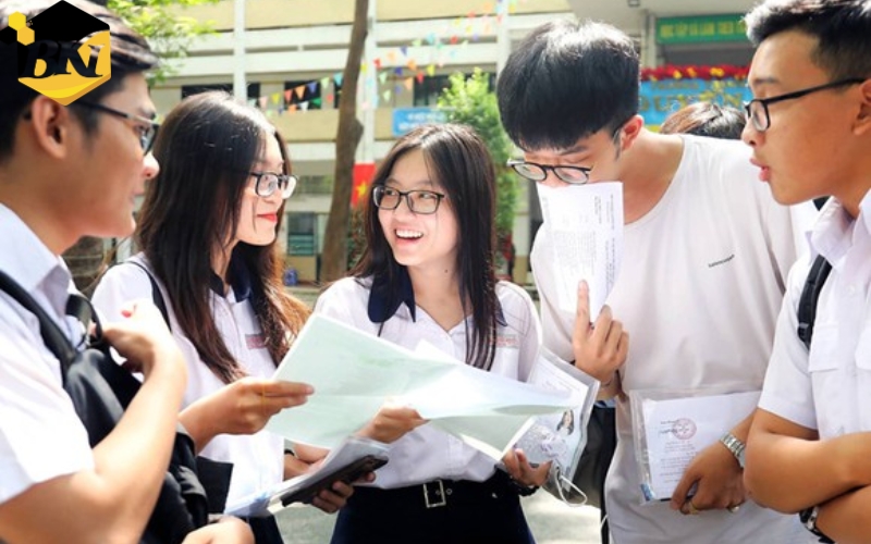 Trung cấp học cuối tuần dành cho người đi làm 5 Điều kiện đăng ký Trung cấp học cuối tuần có dễ không?