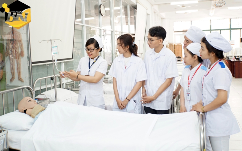 Học Cao đẳng Điều dưỡng học cuối tuần - Phù hợp với người bận rộn 21 Học Cao đẳng Điều dưỡng học cuối tuần có phù hợp không?