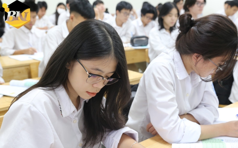 Trung cấp học online có bằng Chính quy: Có thật không? 7 Học online thì kiểm tra, thi tốt nghiệp như thế nào?