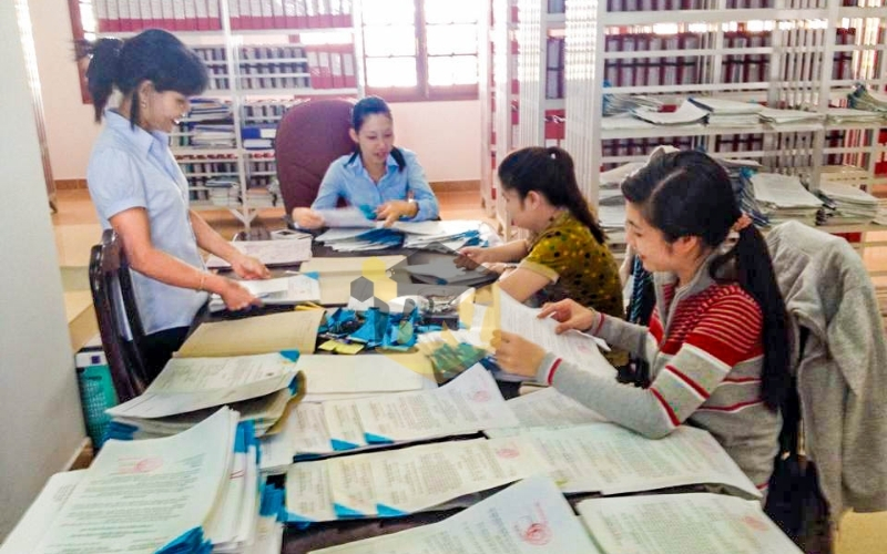 Tốt nghiệp Trung cấp Văn thư hành chính có thể làm công việc gì?