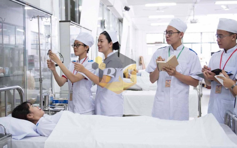 Trường Trung cấp Điều dưỡng học từ xa uy tín tại TPHCM